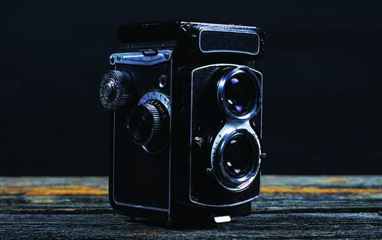 image of a vintage camera 